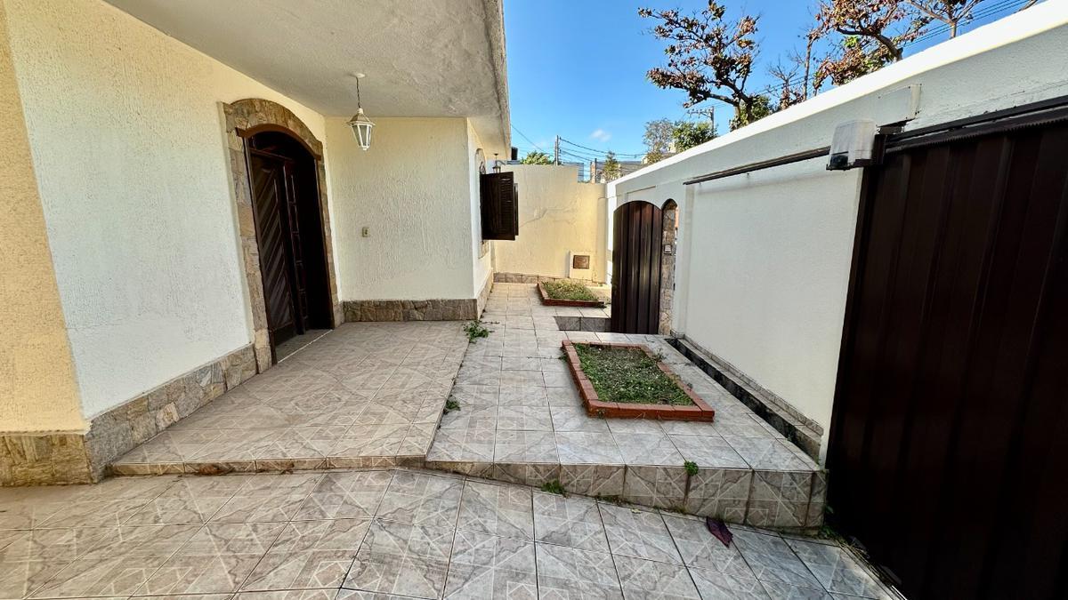 Casa, Itapoã, 4 Quartos, 4 Vagas, 1 Suíte
