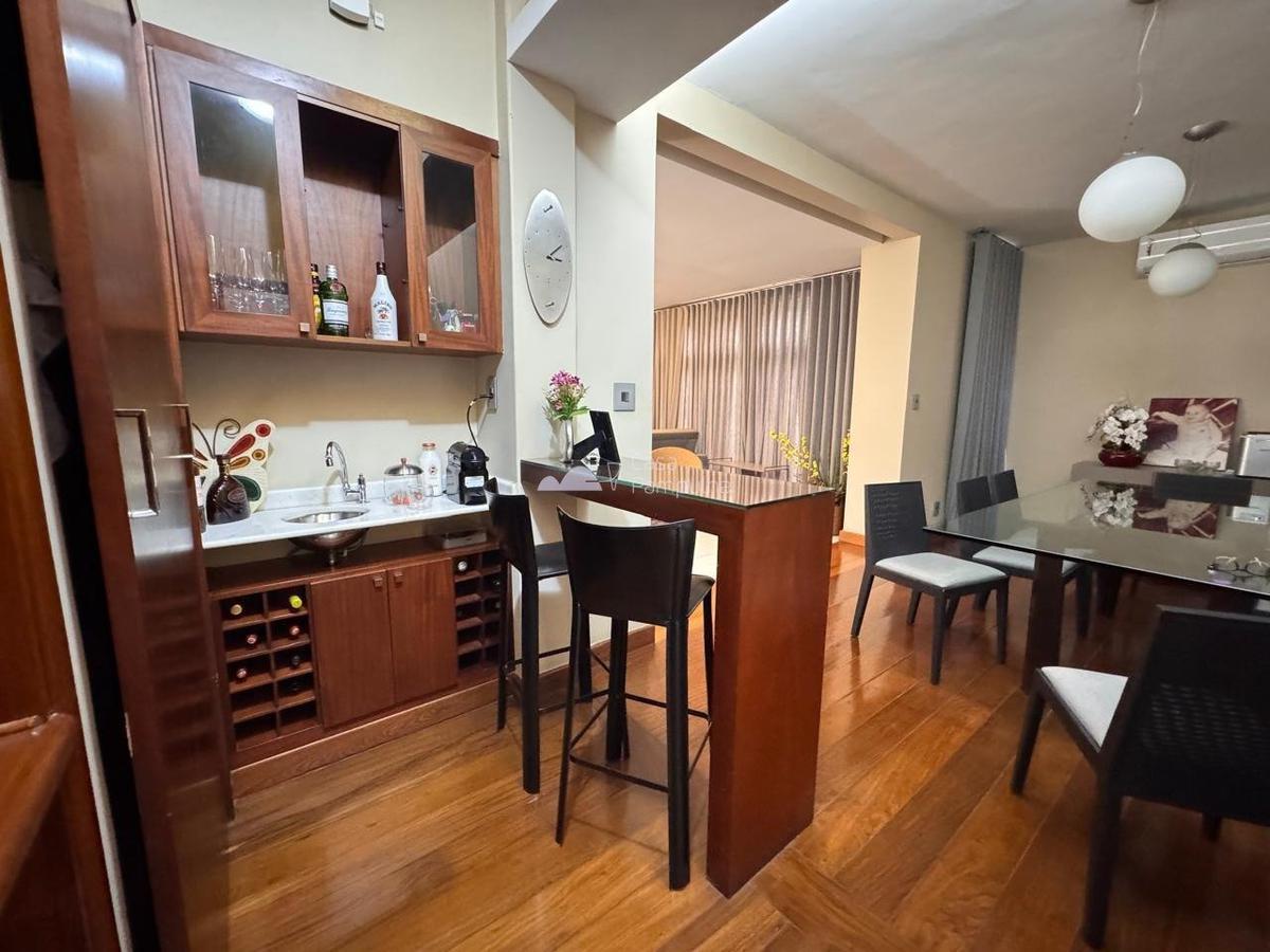 Casa, Ouro Preto, 6 Quartos, 3 Vagas, 2 Suítes