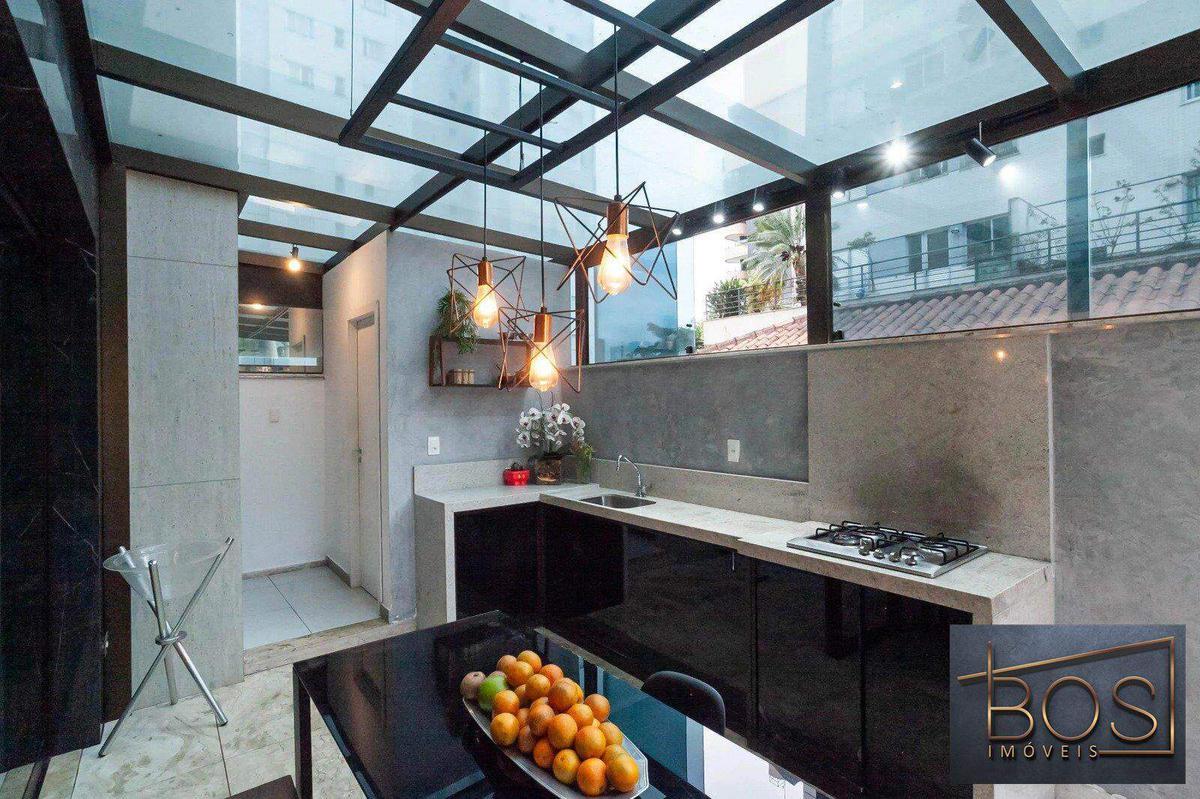 Apartamento, Funcionários, 2 Quartos, 2 Vagas, 2 Suítes