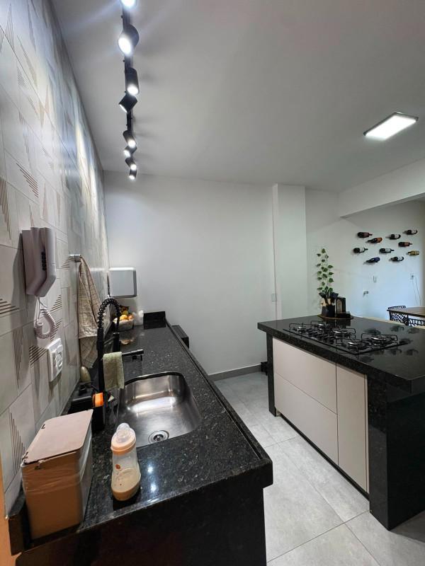 Apartamento, Tirol (barreiro), 3 Quartos, 1 Vaga, 1 Suíte