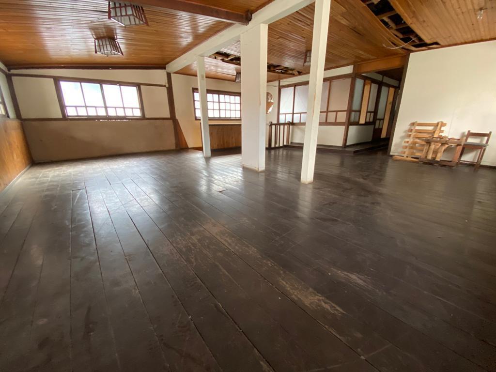 Casa Comercial, Funcionários, 0 Quarto, 0 Vaga
