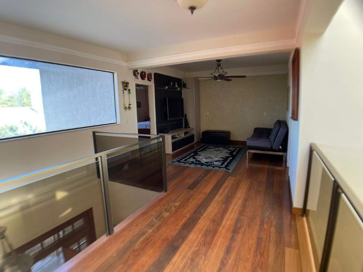 Casa, Planalto, 4 Quartos, 0 Vaga, 4 Suítes