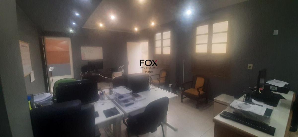 Casa, Jardim América, 3 Quartos, 4 Vagas, 1 Suíte