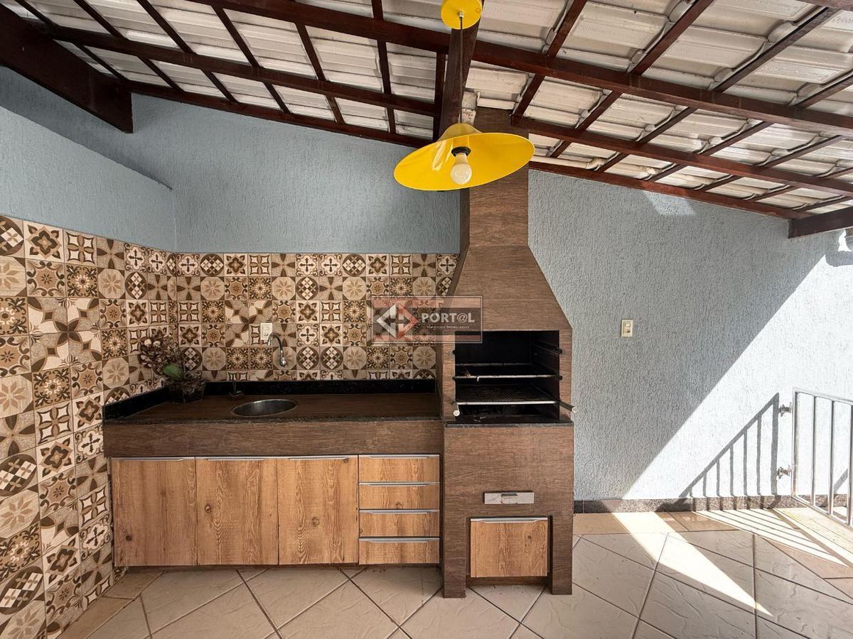 Casa, Itapoã, 3 Quartos, 4 Vagas, 1 Suíte