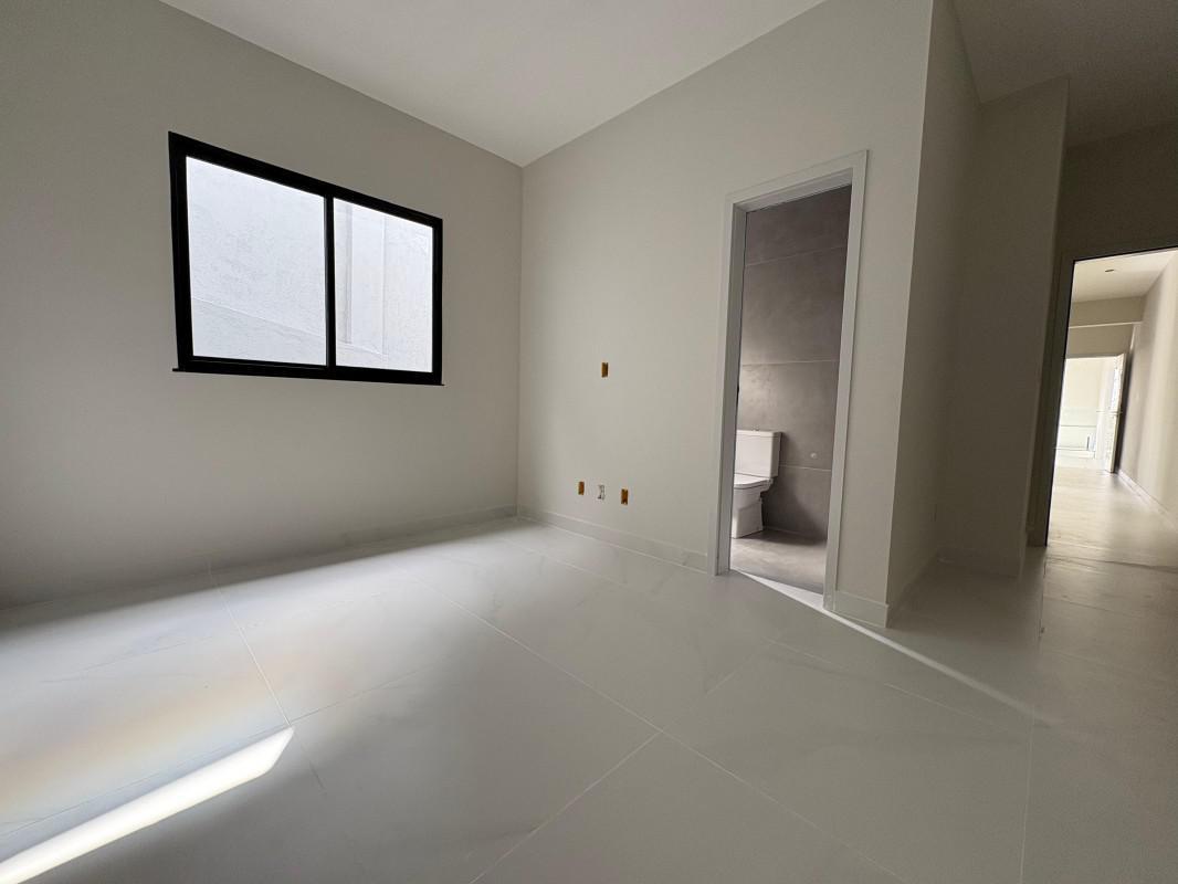 Casa, Trevo, 3 Quartos, 3 Vagas, 1 Suíte