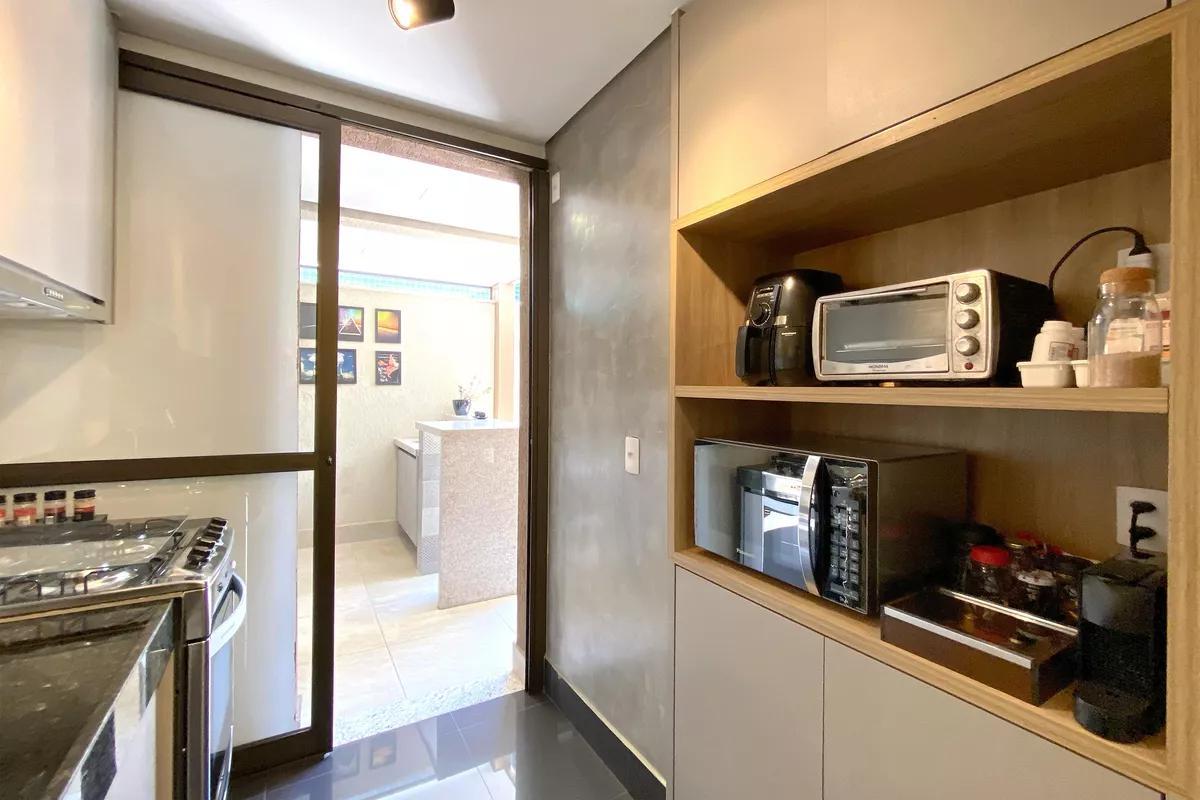 Apartamento, Funcionários, 2 Quartos, 2 Vagas, 2 Suítes