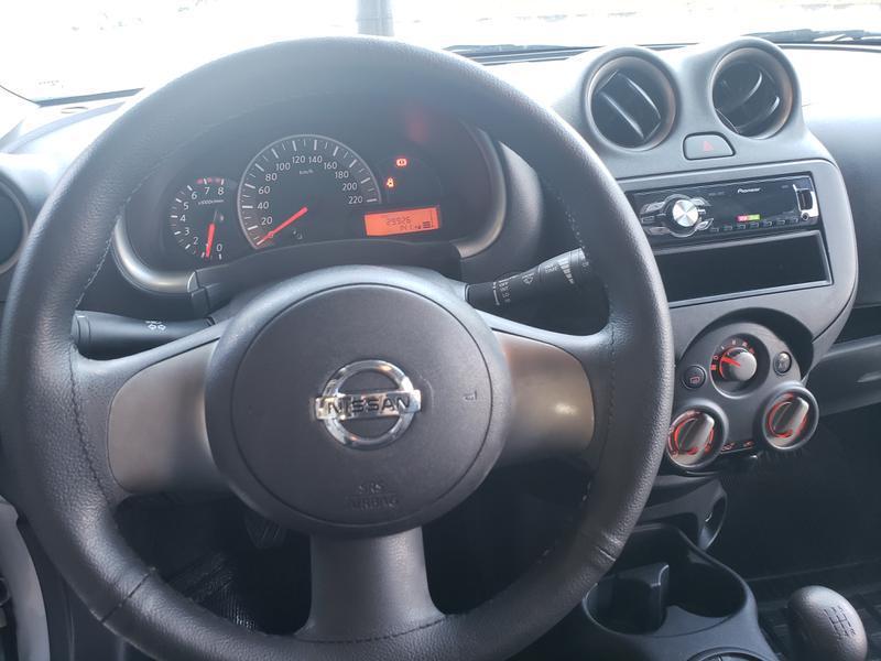 Nissan March S 1.6 16v Flex Fuel 5p