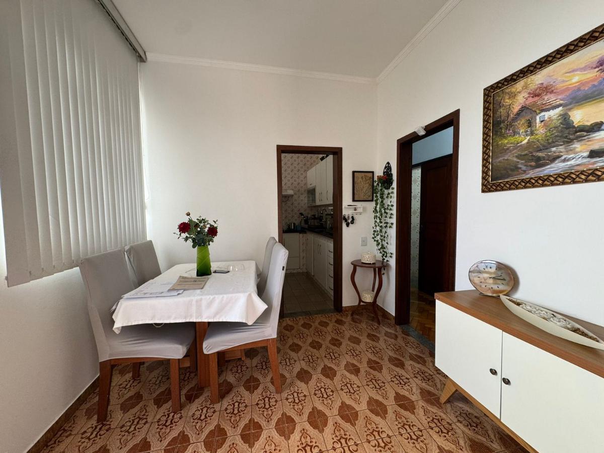 Casa, Sagrada Família, 4 Quartos, 2 Vagas