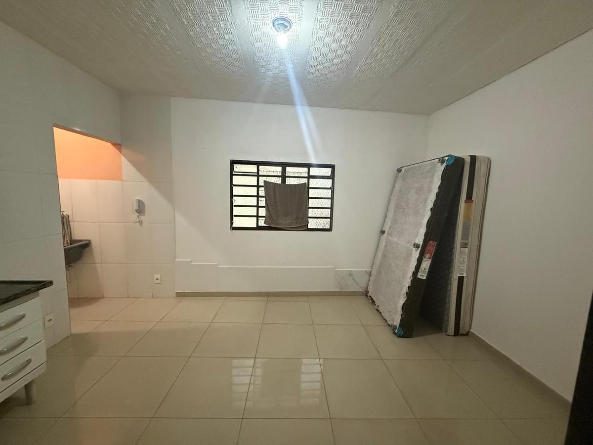 Casa, Renascença, 1 Quarto, 0 Vaga, 1 Suíte
