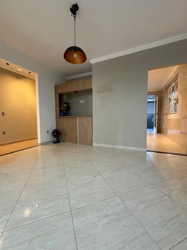 Casa, Itacolomi, 4 Quartos, 5 Vagas, 1 Suíte