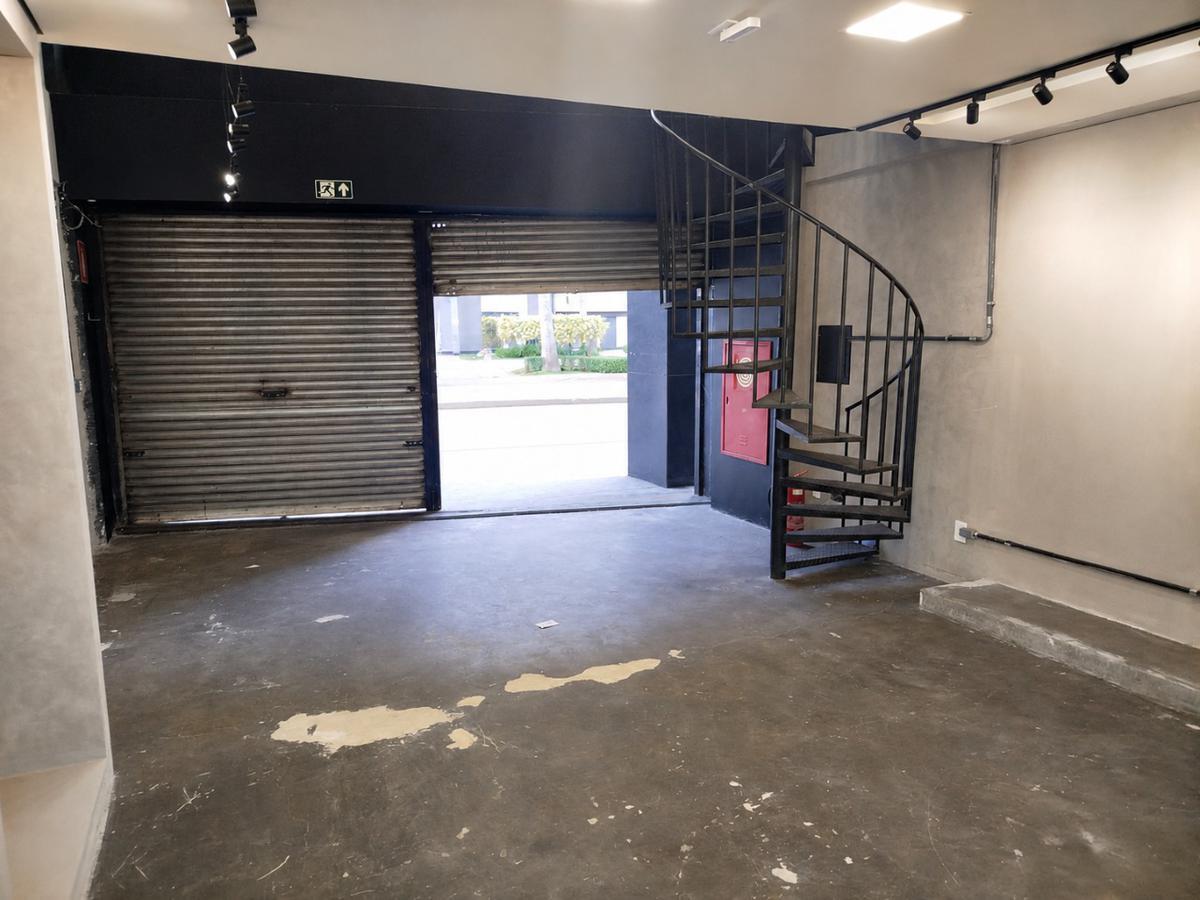 Andar, Vila da Serra, 0 Quarto, 1 Vaga