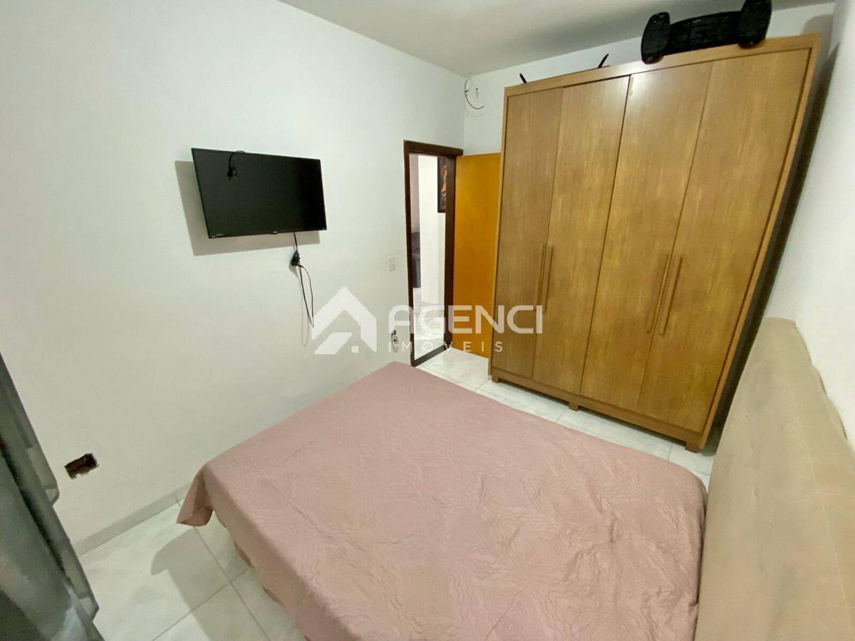 Casa, Arvoredo, 2 Quartos, 0 Vaga, 0 Suíte