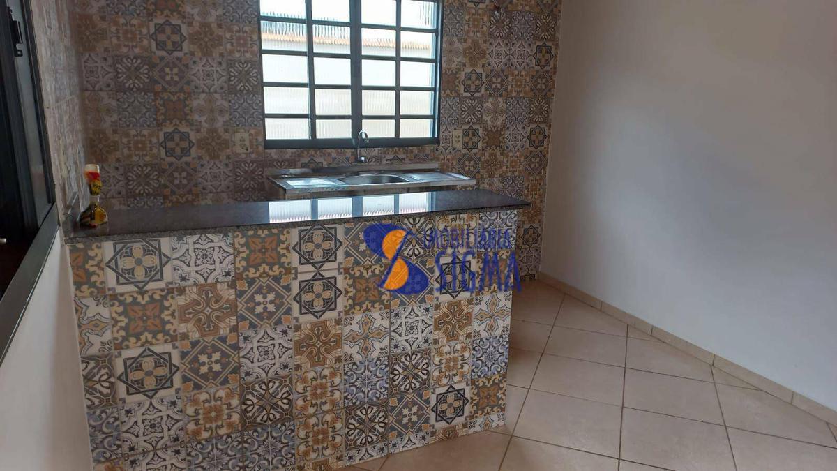 Casa, Centro, 1 Quarto, 0 Vaga