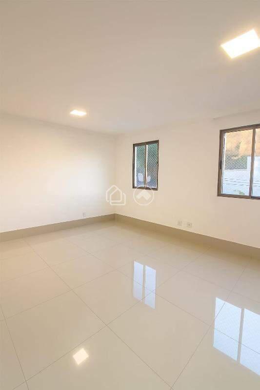 Apartamento, Estoril, 3 Quartos, 2 Vagas, 1 Suíte