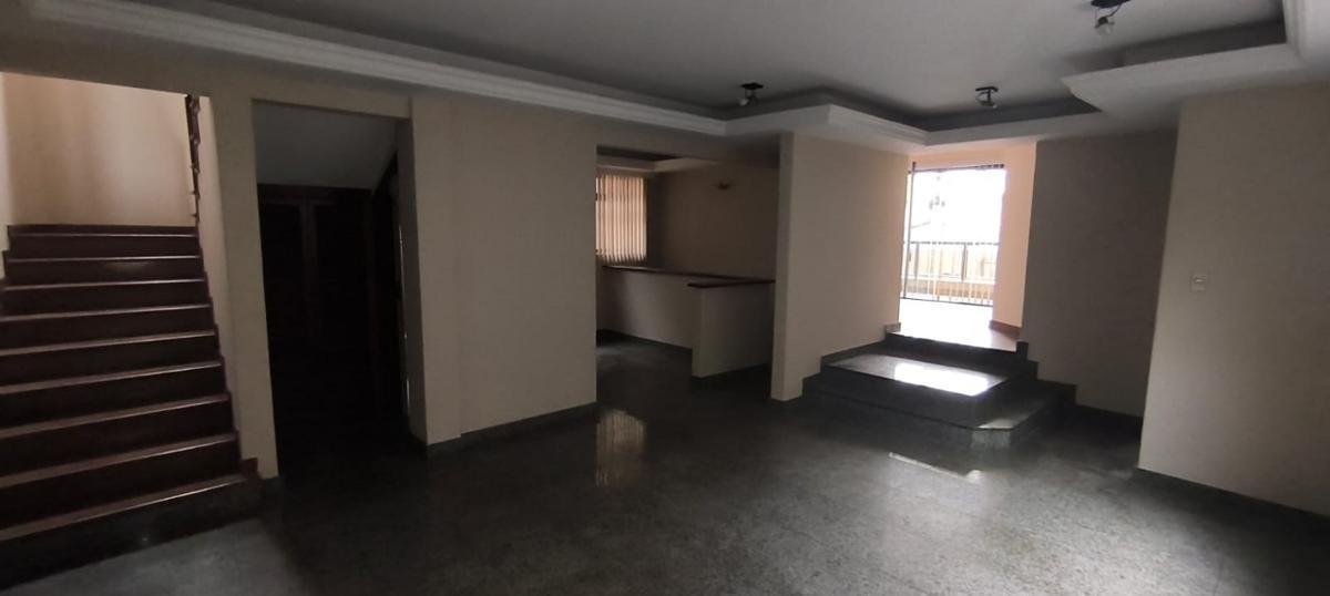 Casa, Itapoã, 5 Quartos, 4 Vagas, 1 Suíte