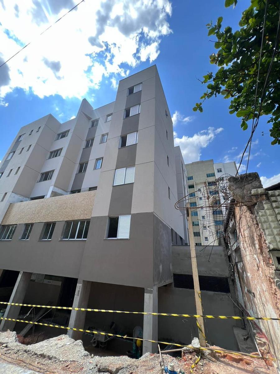Apartamento, Santa Efigênia, 2 Quartos, 2 Vagas, 1 Suíte