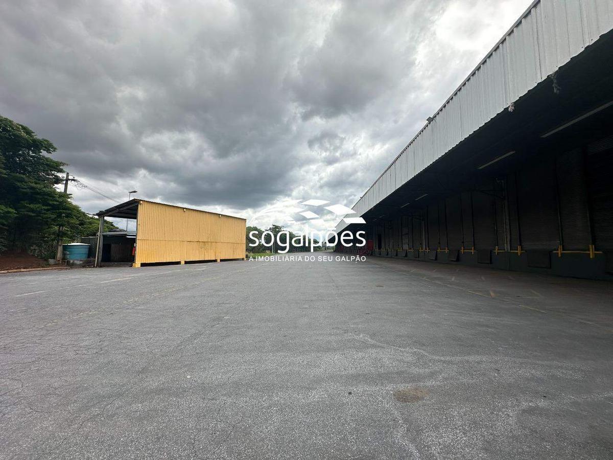 Galpão, Campina Verde, 30 Vagas
