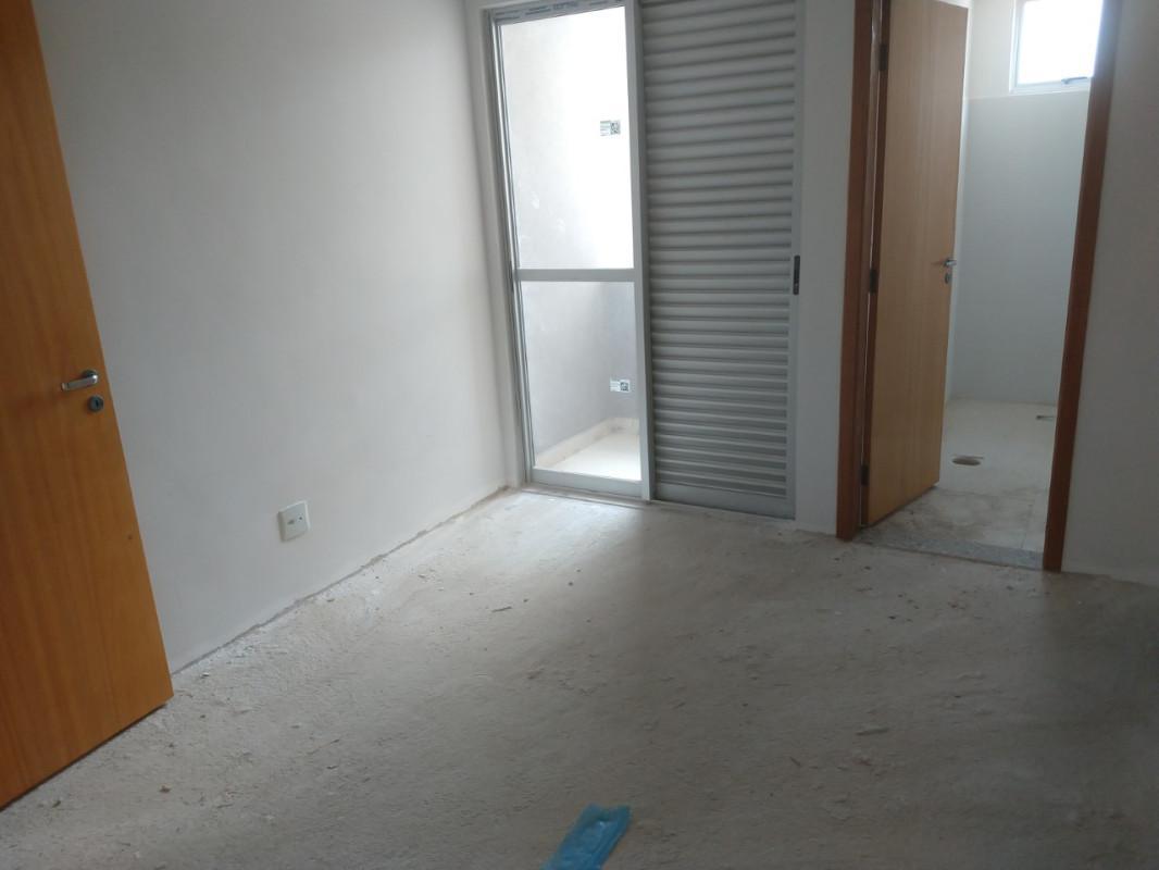 Apartamento, Floresta, 3 Quartos, 3 Vagas, 1 Suíte