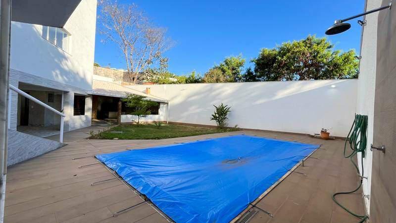 Casa, Estoril, 3 Quartos, 6 Vagas, 1 Suíte