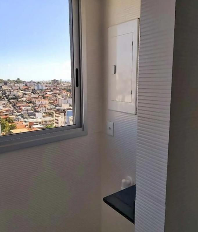 Apartamento, Sagrada Família, 3 Quartos, 2 Vagas, 1 Suíte
