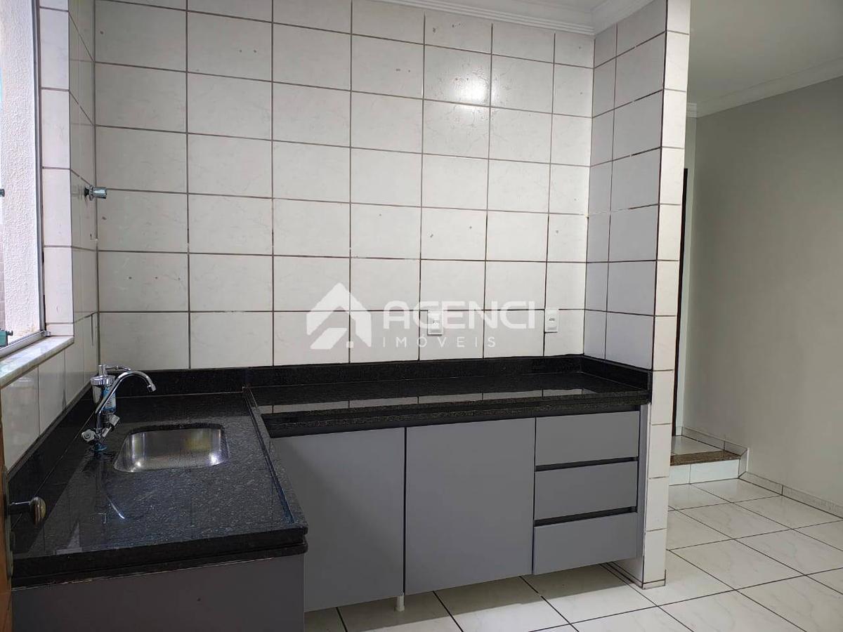 Casa, Santa Mônica, 3 Quartos, 0 Vaga, 1 Suíte