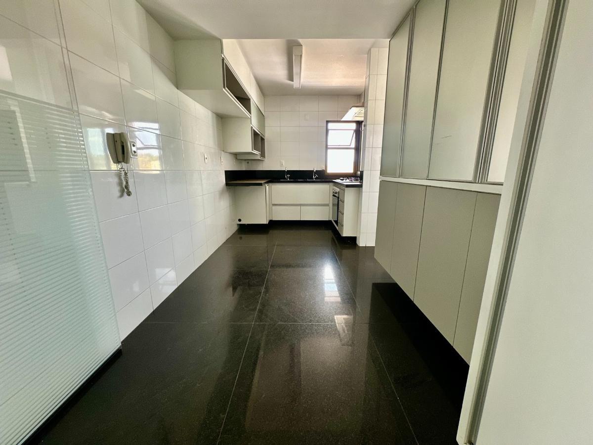 Apartamento, São José, 3 Quartos, 3 Vagas, 3 Suítes