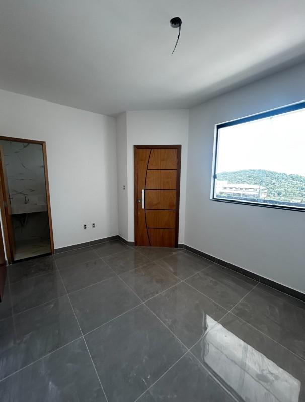 Casa, Masterville, 2 Quartos, 2 Vagas, 1 Suíte