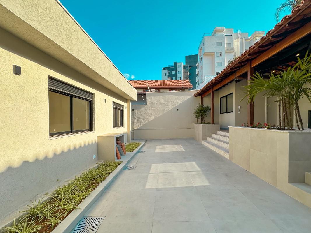 Casa, Santa Rosa, 3 Quartos, 3 Vagas, 1 Suíte