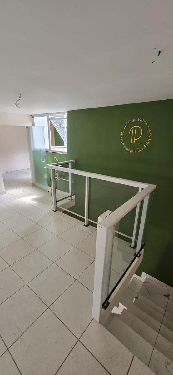 Prédio, Tropical, 0 Quarto, 12 Vagas