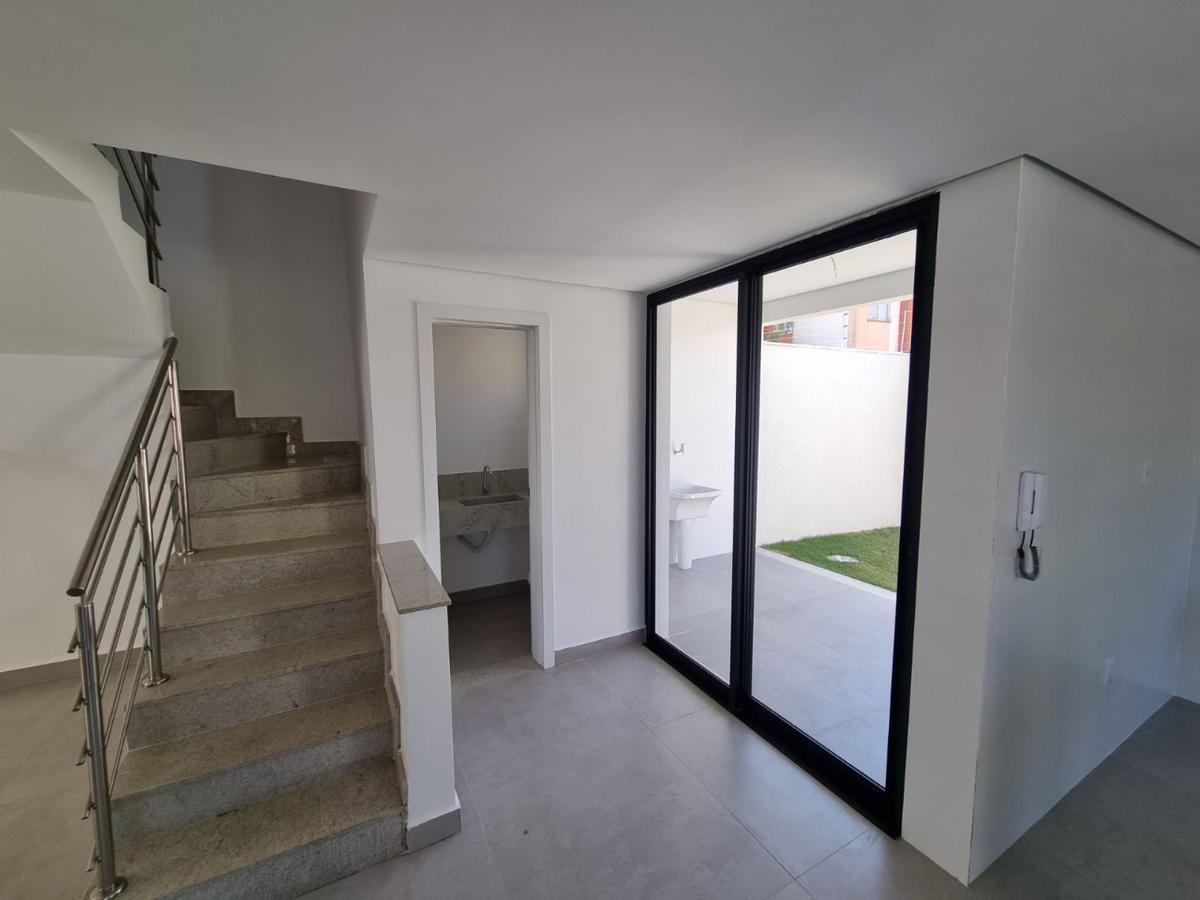 Casa, Planalto, 3 Quartos, 2 Vagas, 1 Suíte