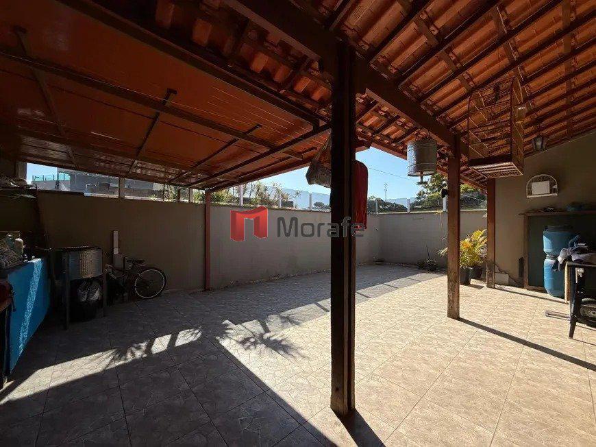 Casa, Santa Branca, 3 Quartos, 2 Vagas, 1 Suíte
