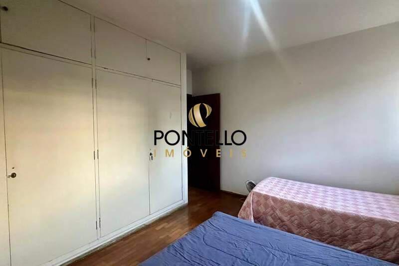Casa, Serra, 4 Quartos, 4 Vagas, 1 Suíte