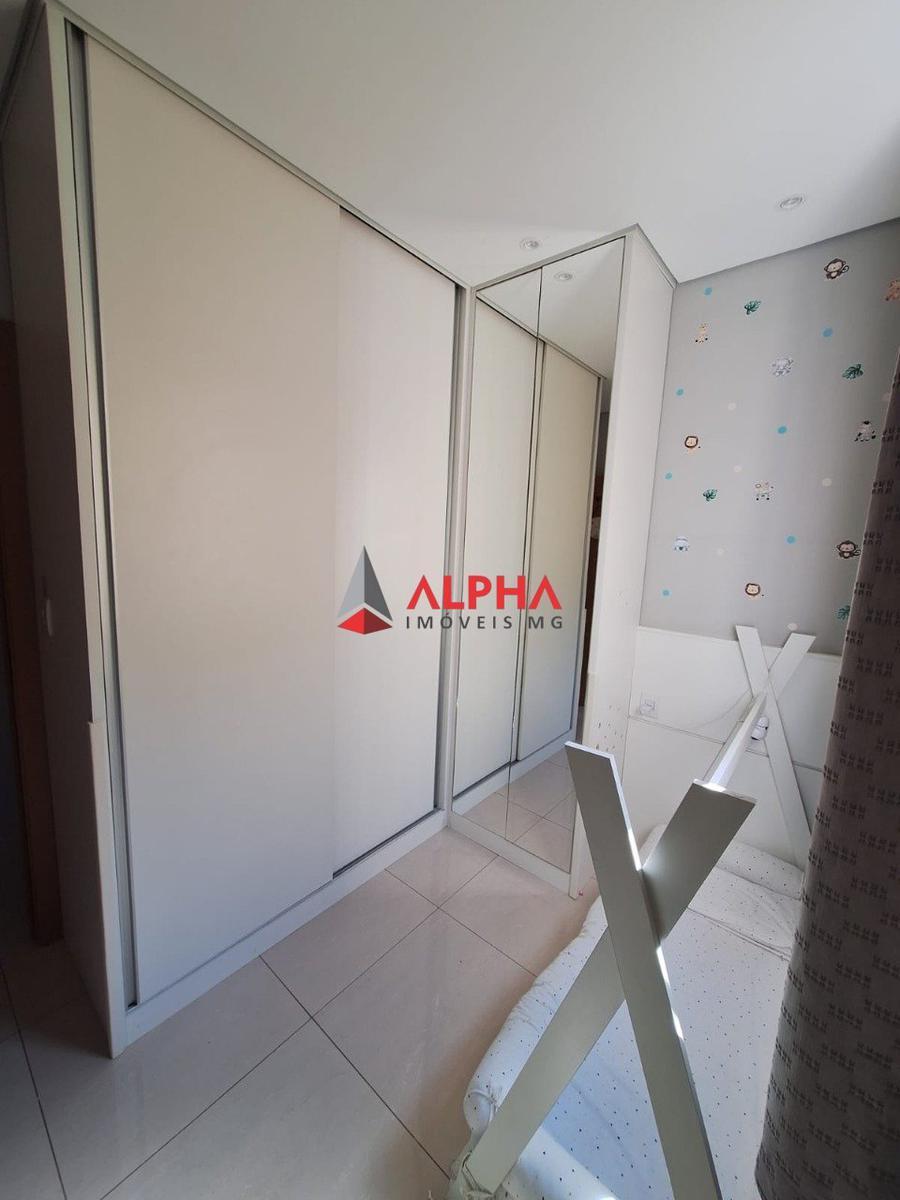 Casa, Palmeiras, 3 Quartos, 4 Vagas, 1 Suíte