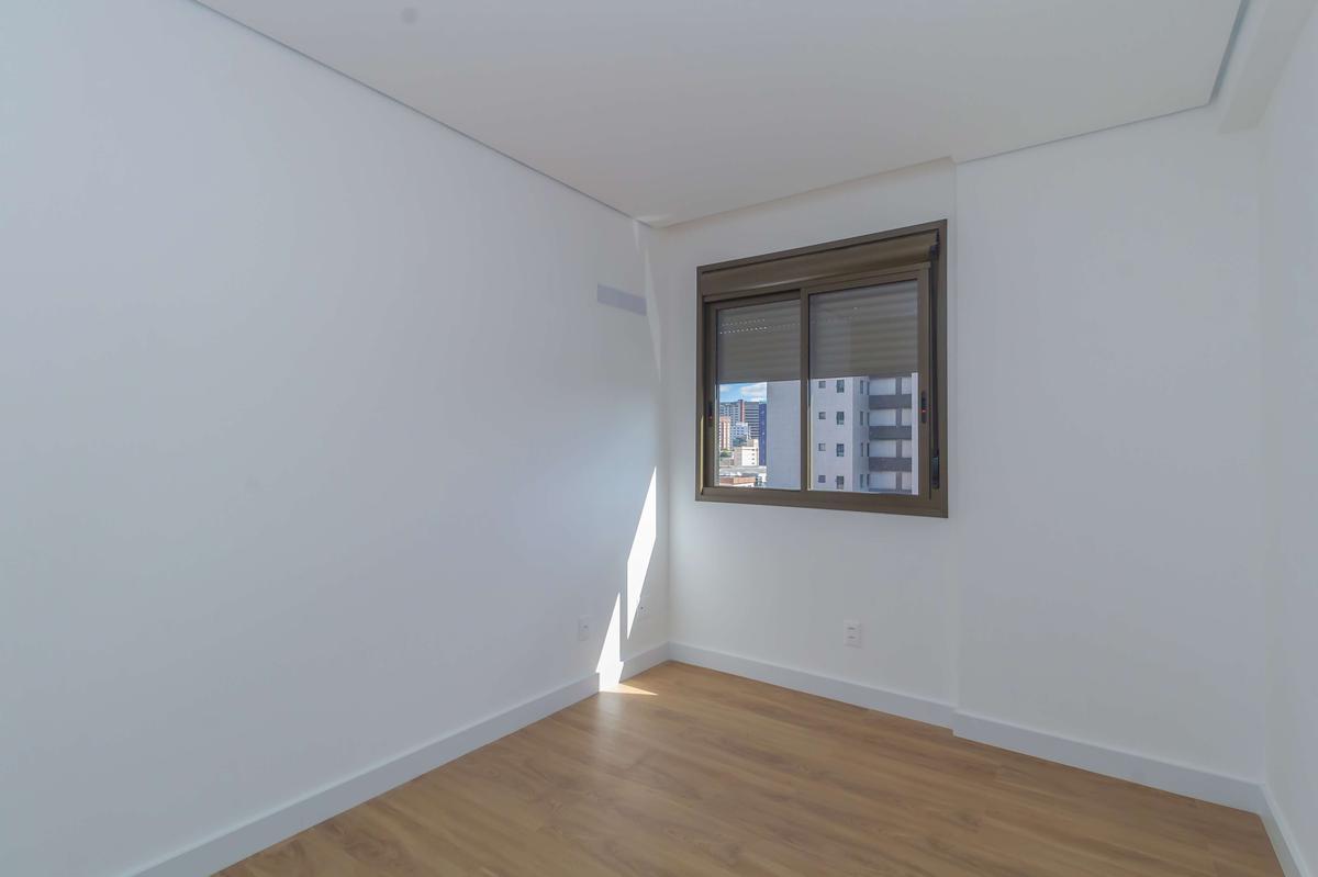 Cobertura, Serra, 3 Quartos, 2 Vagas, 1 Suíte