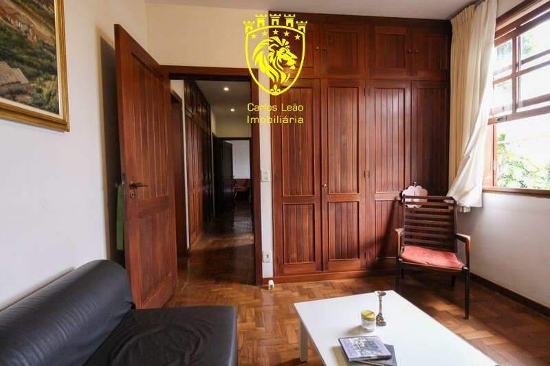 Casa, Serra, 4 Quartos, 5 Vagas, 1 Suíte