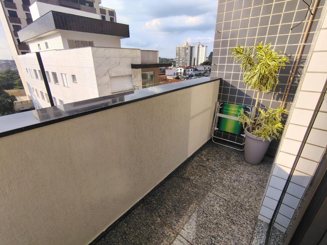 Apartamento, Barreiro, 3 Quartos, 2 Vagas, 1 Suíte