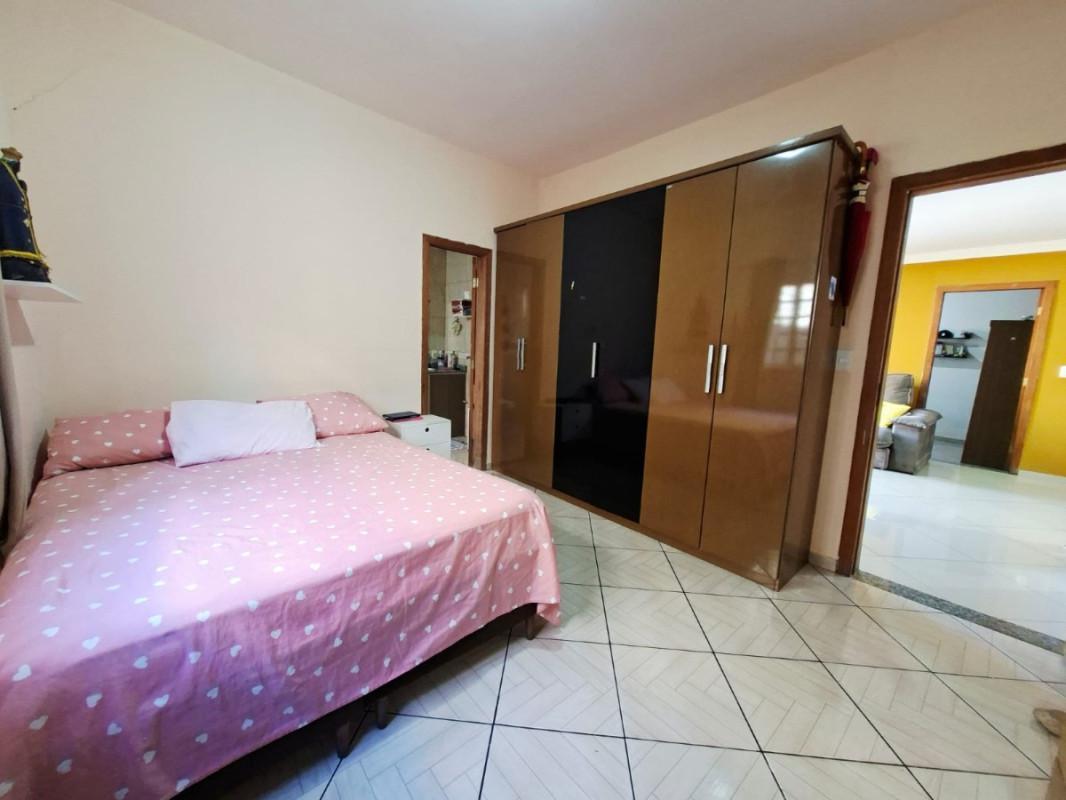 Casa, Araguaia, 4 Quartos, 3 Vagas, 1 Suíte