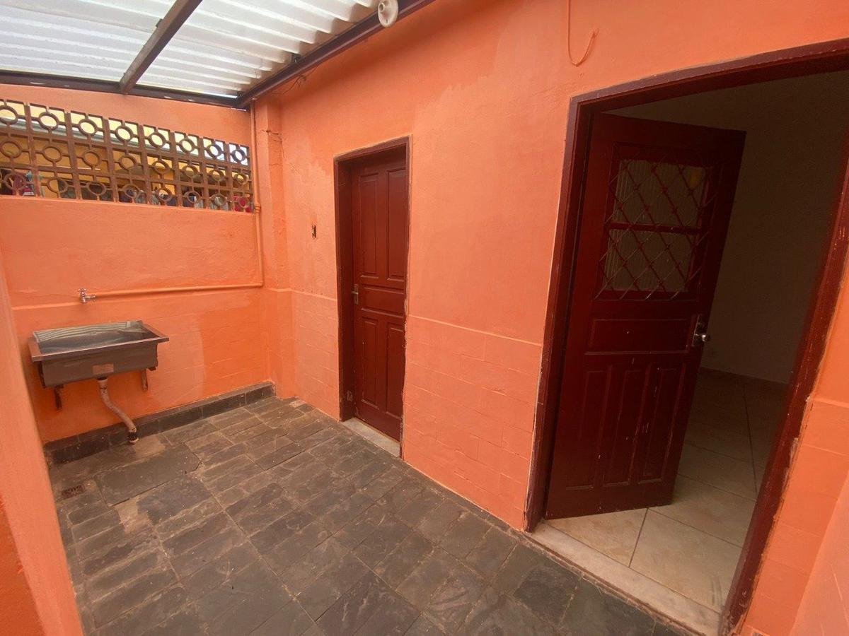 Casa, Lagoinha, 8 Quartos, 2 Vagas, 1 Suíte