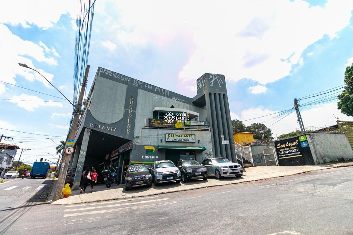 Galpão, Cinquentenário, 0 Quarto, 12 Vagas