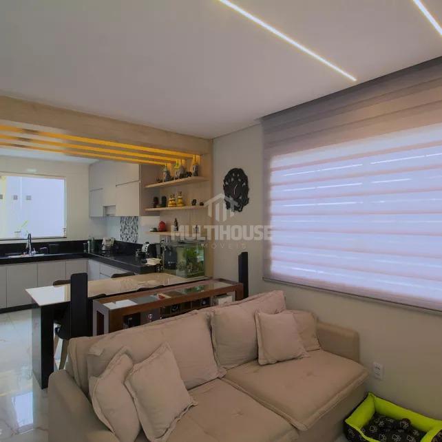 Casa, Santa Mônica, 1 Quarto, 2 Vagas, 1 Suíte