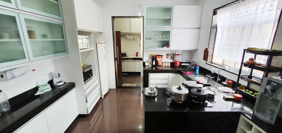 Prédio, Ana Lúcia, 3 Quartos, 2 Vagas, 1 Suíte