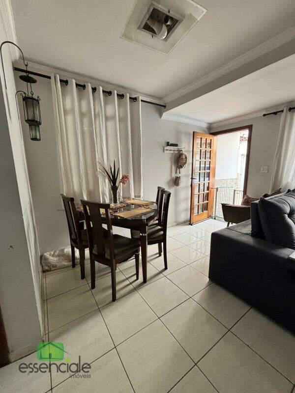 Casa, Parque Ayrton Senna, 3 Quartos, 2 Vagas