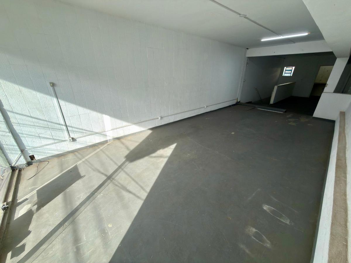 Andar, São José, 0 Quarto, 0 Vaga