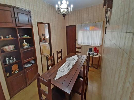 Casa, Cidade Nova, 3 Quartos, 2 Vagas, 1 Suíte