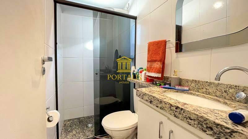 Casa, Buritis, 4 Quartos, 2 Vagas, 1 Suíte