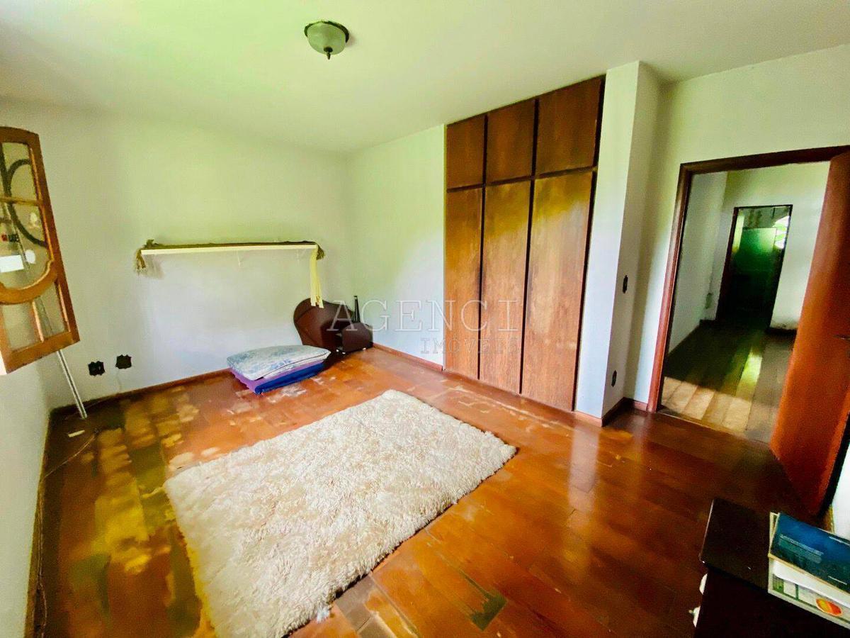 Casa, Bandeirantes (pampulha), 4 Quartos, 0 Vaga, 1 Suíte