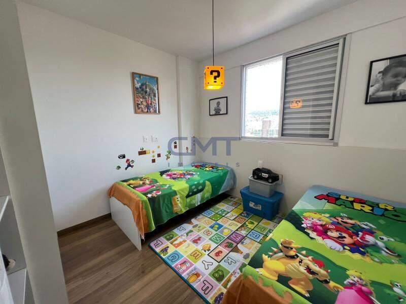 Apartamento, Sagrada Família, 3 Quartos, 2 Vagas, 1 Suíte