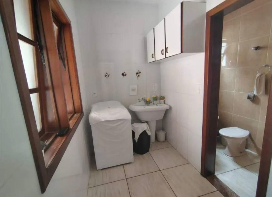 Casa, Tirol, 4 Quartos, 3 Vagas, 2 Suítes