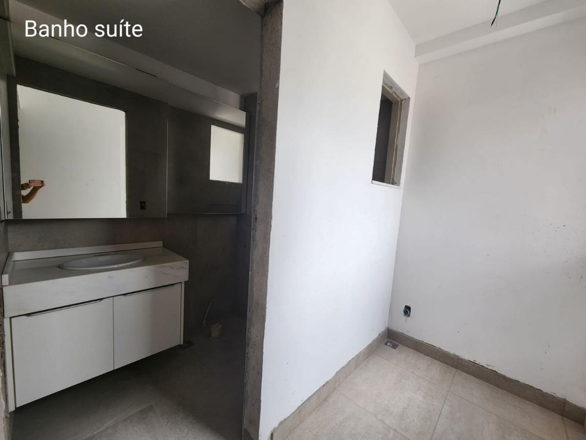 Apartamento, Santa Efigênia, 2 Quartos, 2 Vagas, 2 Suítes