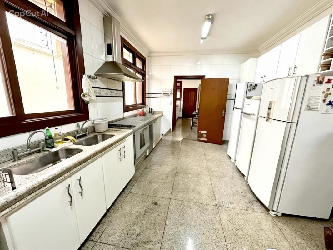 Casa, Castelo, 4 Quartos, 5 Vagas, 4 Suítes